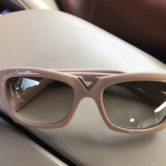Valentino Accessories - Sun glasses